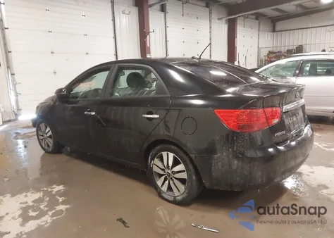 2013 Kia Forte Ex z USA, uszkodzony, nr VIN KNAFU4A24D5737455